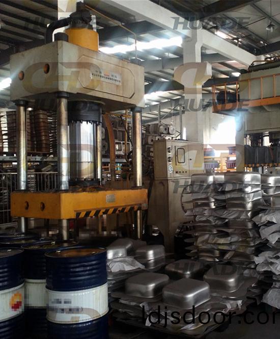 HDY不(bu)鏽(xiu)鋼(gang)水(shui)槽拉(la)伸(shen)機(ji)