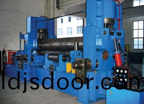 全(quan)自(zi)動(dong)型液(ye)壓機設(she)備(bei) 新(xin)型智能(neng)化自(zi)動(dong)液壓(ya)機(ji)設備